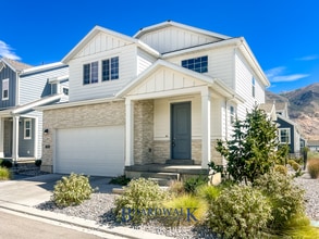 Building Photo - 9848 Sunnybank Pl