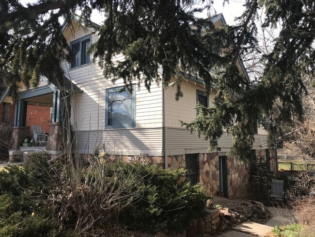 Photo - 935 9th St Apartment