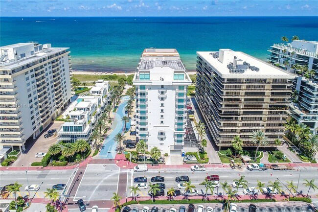 Foto del edificio - 9499 Collins Ave