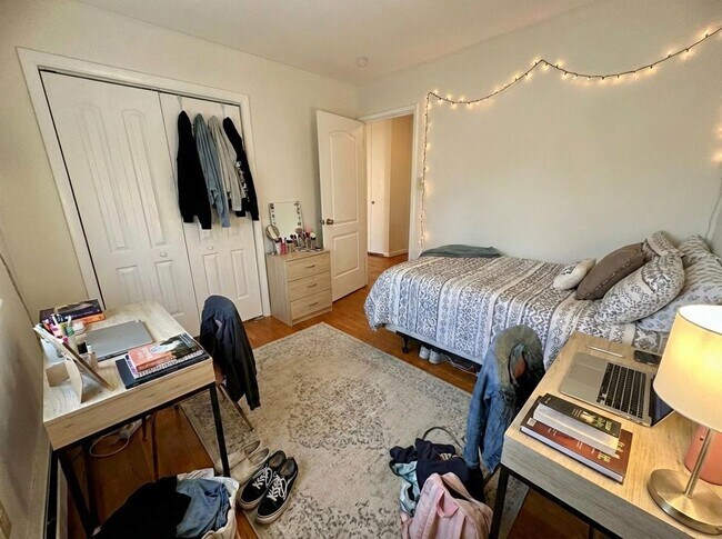 Foto del edificio - 3 Bedroom 2.5 Bathroom Townhome in Camp Hill!