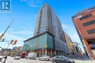 Building Photo - 324-2324 Laurier Ave W