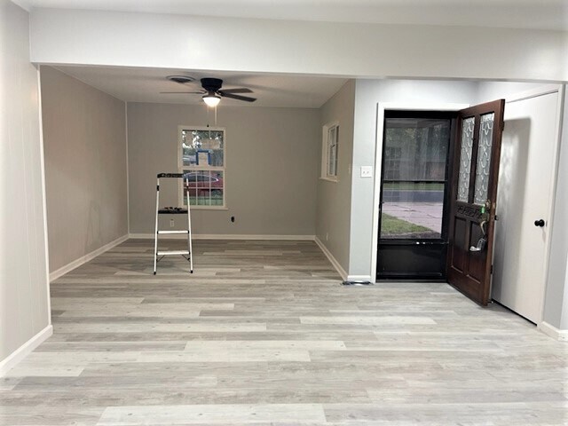 Living Room - 217 Broadway Blvd