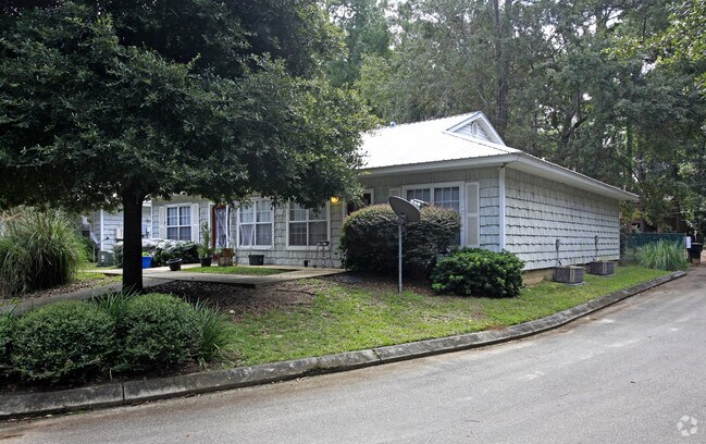 Cottages At Rumba Apartments Tallahassee Fl Apartments Com