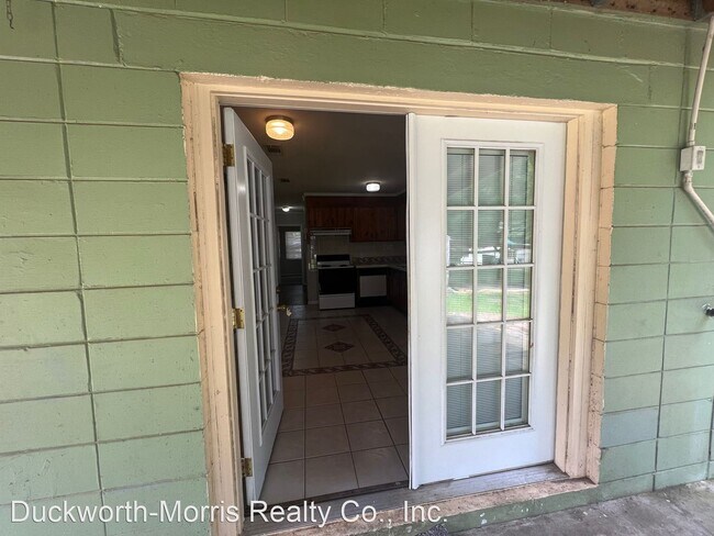 Building Photo - 3 br, 1 bath House - 5442 White Cedar Lane
