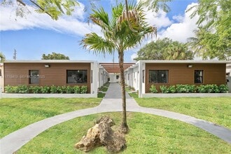 Building Photo - 1946 Pierce St