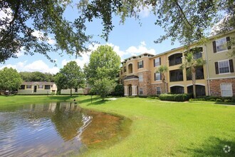 Building Photo - 10203 Courtney Palms Blvd