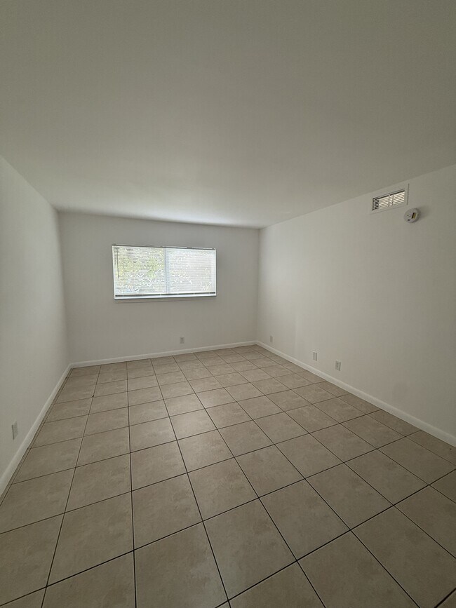 Photo - 2916 NW 55th Ave Townhome