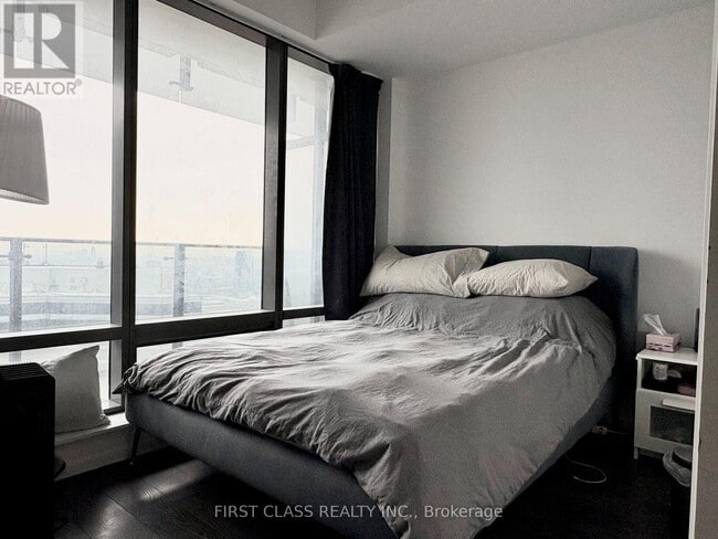 Photo du bâtiment - 5 St Joseph St