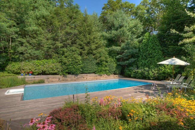 Foto del edificio - 123 Wilderness Trail