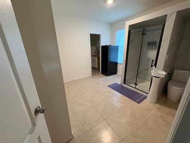 Building Photo - 1519 Barberry Dr