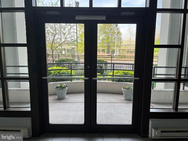 Foto del edificio - 2429-41 Locust St
