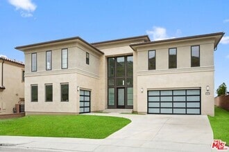 Building Photo - 20244 Albion Wy