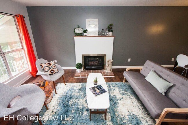 Foto del edificio - 1611 Collegeview Ave