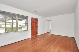 Building Photo - 8534 Fillmore St