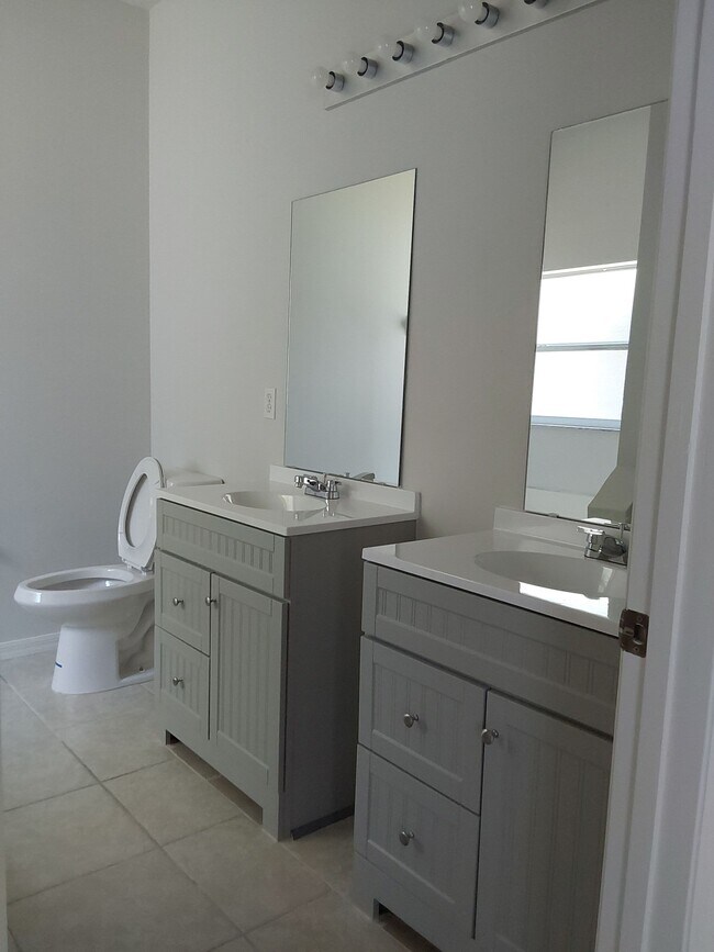 Building Photo - 83 Bruning Ln