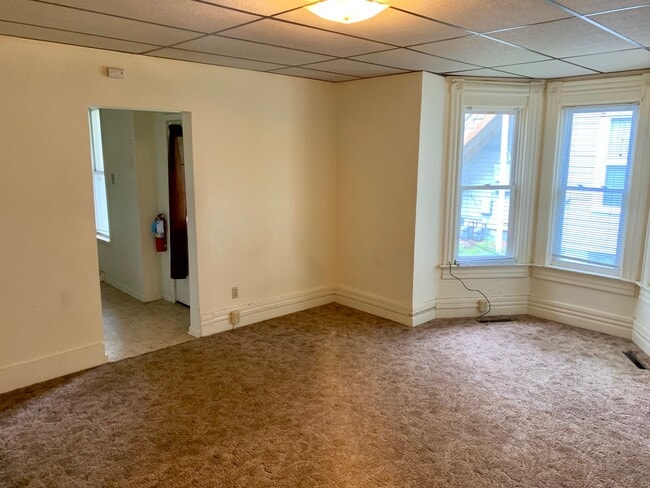 Building Photo - 1417 Ferry St