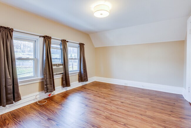 Foto del edificio - 1166 South Ave