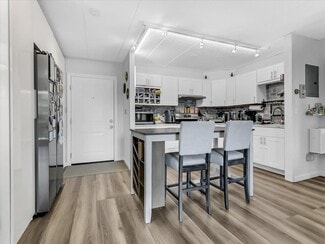 Building Photo - 995 Massachusetts Ave