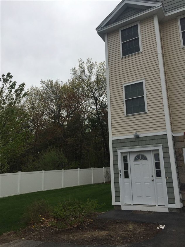 Foto principal - 607 Holt Ave