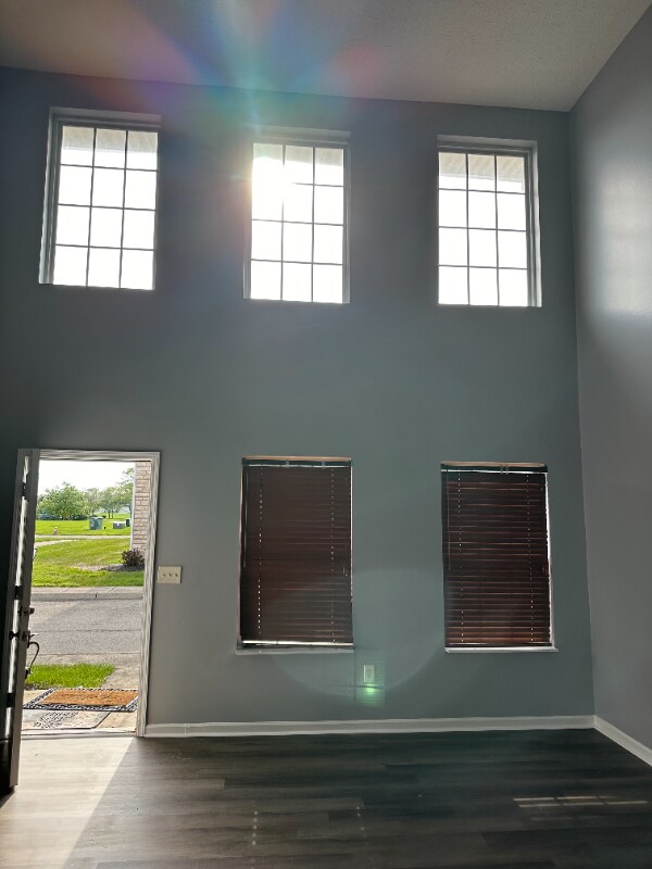 Foto del edificio - 4254 Bowman Meadow Dr