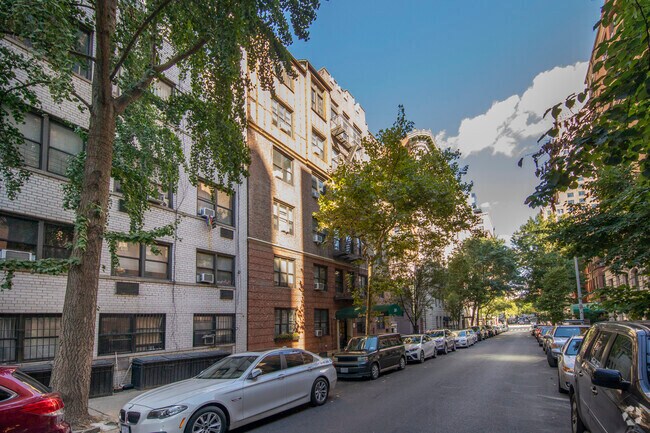 245 W 75th St New York, NY 10023 - 245 W 75th St