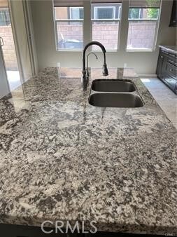 Foto del edificio - 3476 Villa Dr