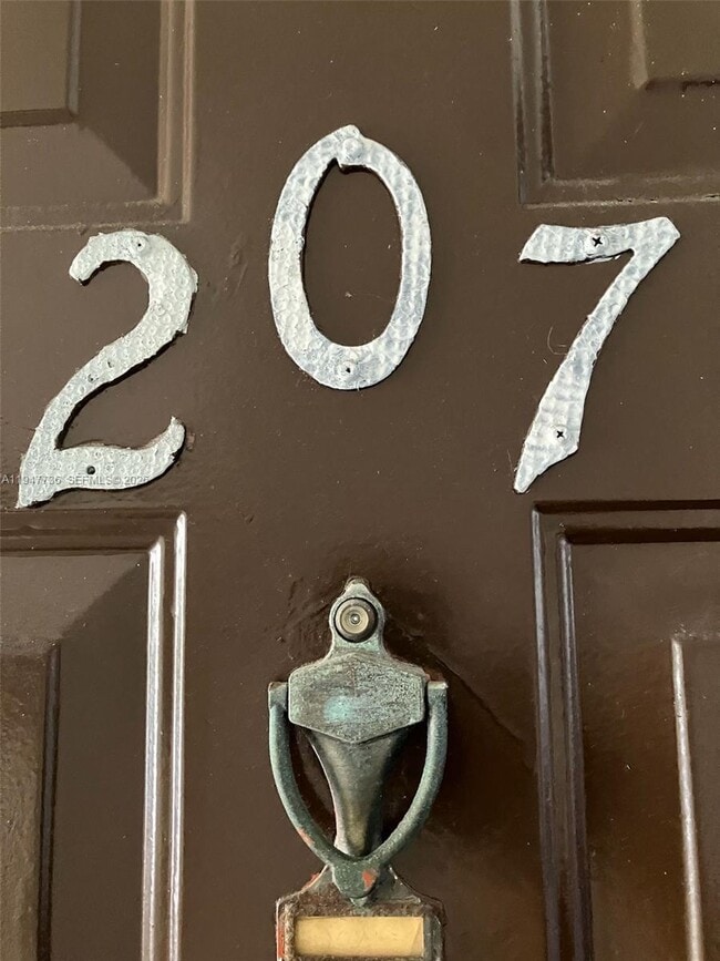 Foto del edificio - 212 Lake Pointe Dr