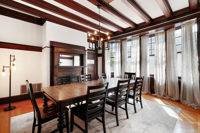 Foto del edificio - 4327 Canal St