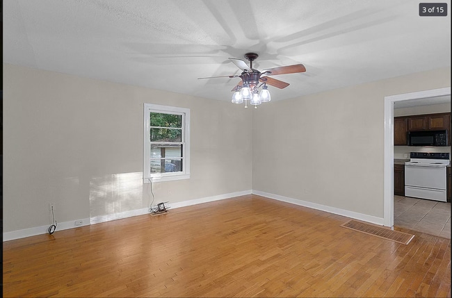 Building Photo - 140 Summar Dr