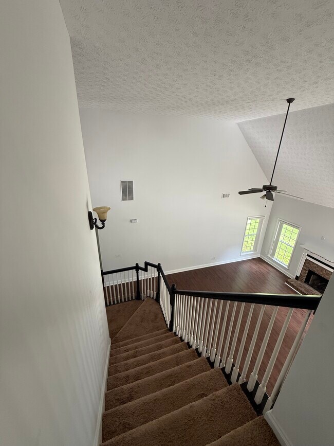 Foto del edificio - 1105 Huntcrest Ridge