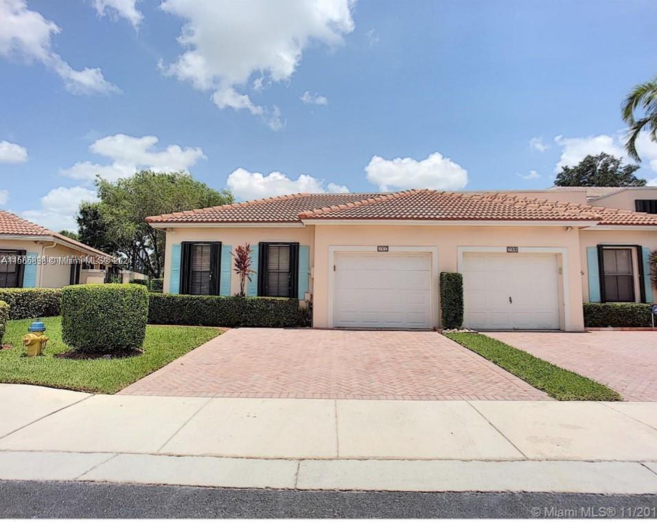 Primary Photo - 701 SW 158th Terrace