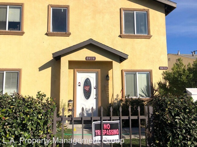 Foto del edificio - 8414-8416 Hooper Ave