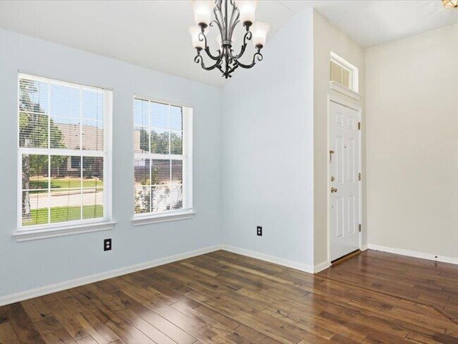 Foto del edificio - 1500 Ashberry Trail