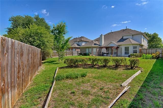 Building Photo - 1811 Fairfax Dr