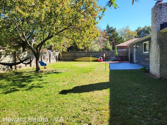 Foto del edificio - 4 br, 2 bath House - 5167 Sharon Drive