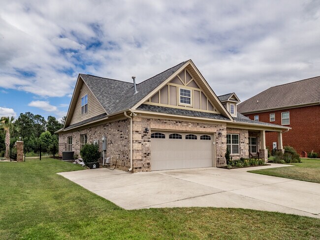 Building Photo - 635 Curlew Cir