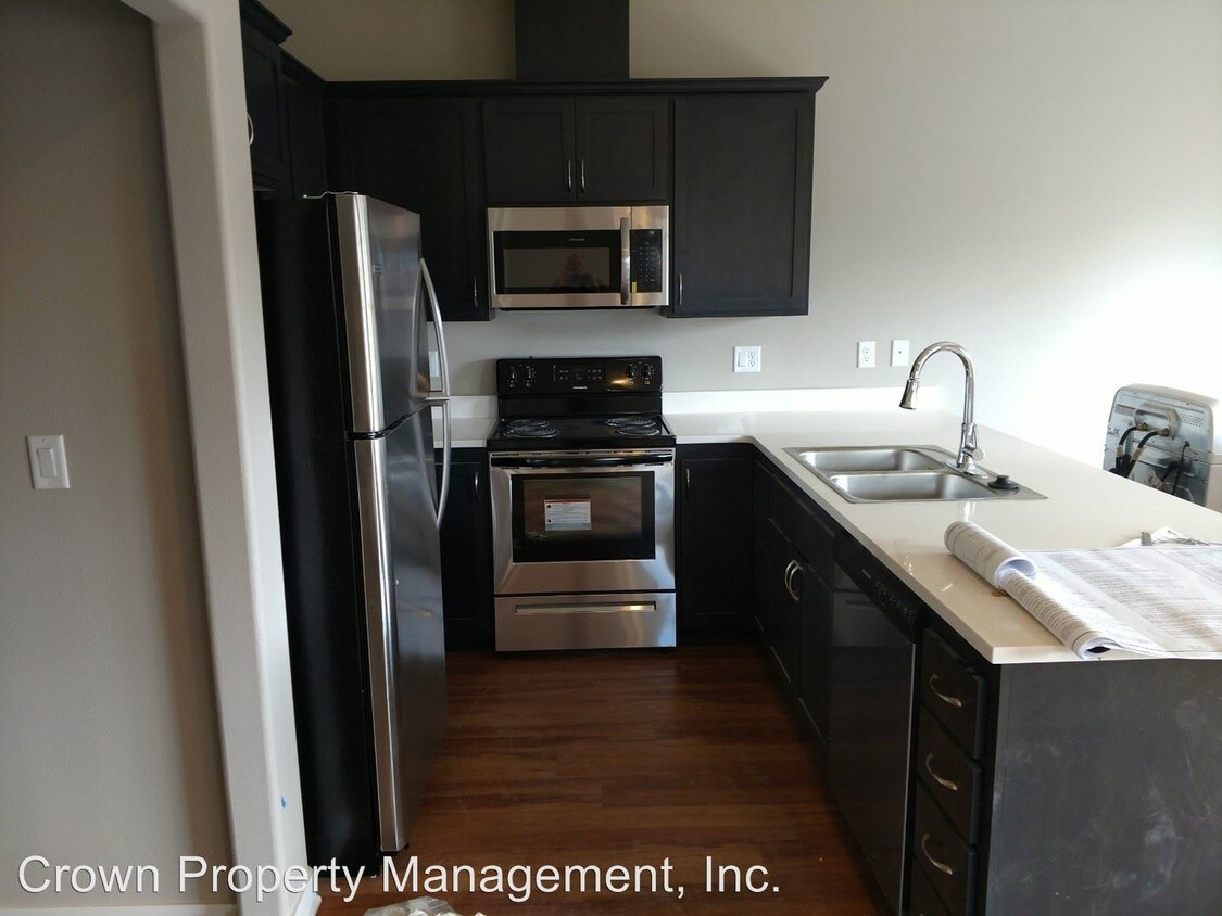 Foto principal - 3625-3627 Phantom Way