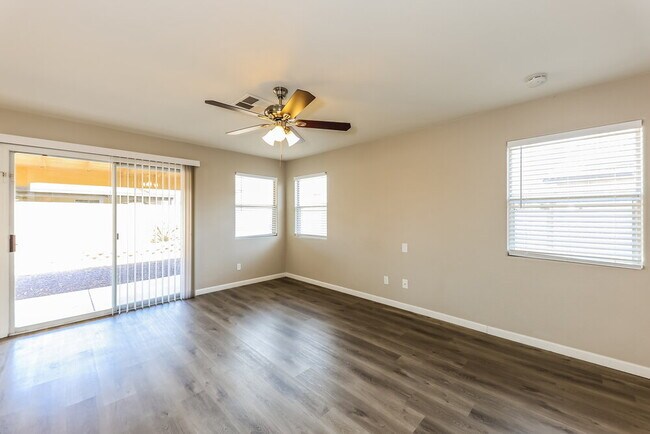 Building Photo - 21610 N 32nd Dr