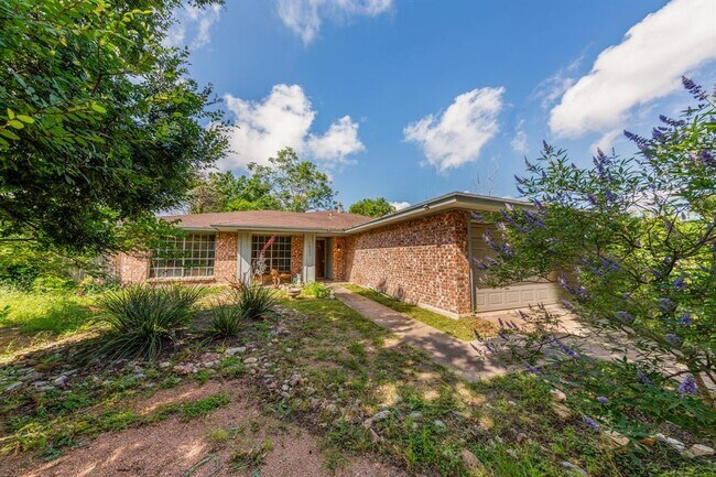 Foto del edificio - 1503 Quail Crest Dr