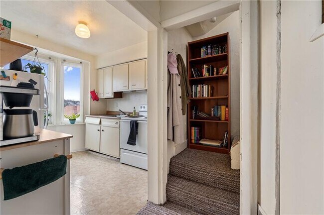 Foto del edificio - 823 Lilac St