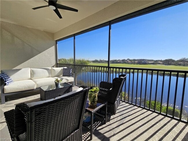 Foto del edificio - 5690 Mayflower Way