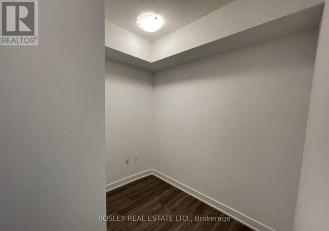 Building Photo - 195 Redpath Ave