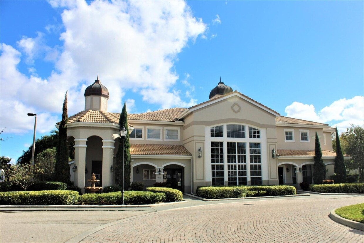 Foto principal - 140 SW Peacock Blvd