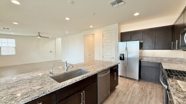 Foto del edificio - 21392 E Kingbird Dr