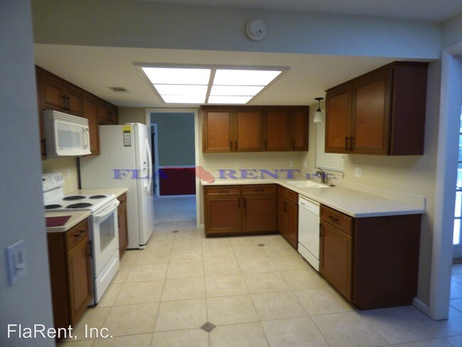 Foto del edificio - 517 Fernwood Dr