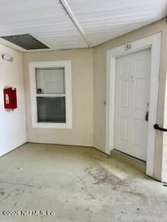 Foto del edificio - 7920 Merrill Rd