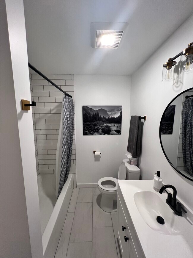Foto del edificio - 265 S Quaker Ln