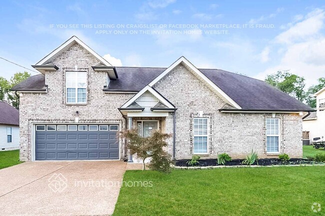 Building Photo - 214 Glade Dr