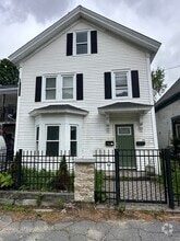 Building Photo - 144 High St