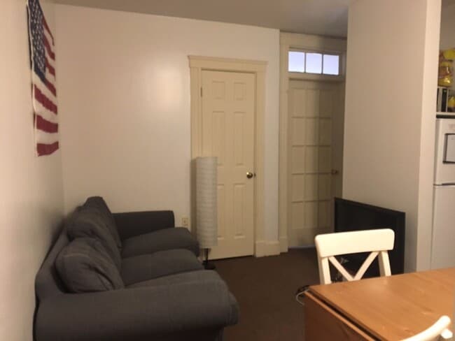 Building Photo - Nicely located affordable 3 bed near Kenmore Square for 9/1!